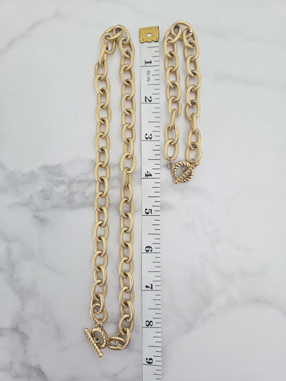 Chunky Gold Chain Toggle Necklace & Bracelet Set Twisted Oval Links - Picture 9 of 15